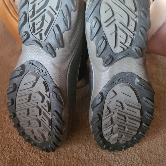 Columbia Women’s Size 8 Snow Boots - Picture 4 of 4